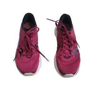 Saucony Women's Kinvara 12 cherry black running shoes size 8 athletic outdoor
